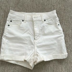 American Eagle WHITE Ne(x)t Level Stretch Denim Jean Shorts [Size: 0]